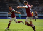 爱游戏-包含海滨朱雀队鏖战天山战狼队，网球联赛读秒绝平，转换速度占优。的词条