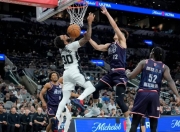 爱游戏体育- Faker意外战胜独行侠，刷新纪录引爆全场！比赛高潮迭起