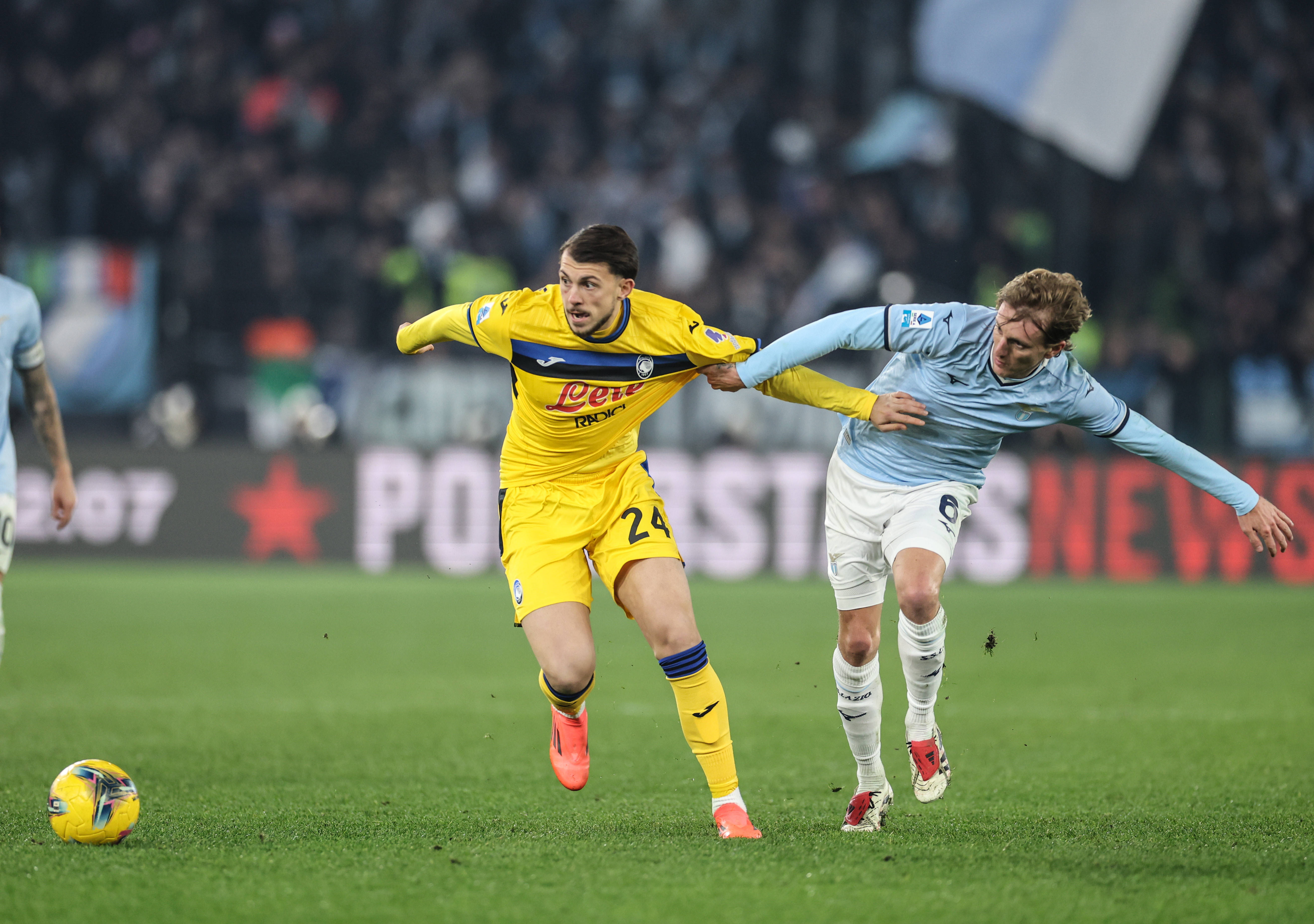  葡萄牙体育训练开放日，加时末段队长鼓劲引欢呼，欧冠在即，纪律约束更严格