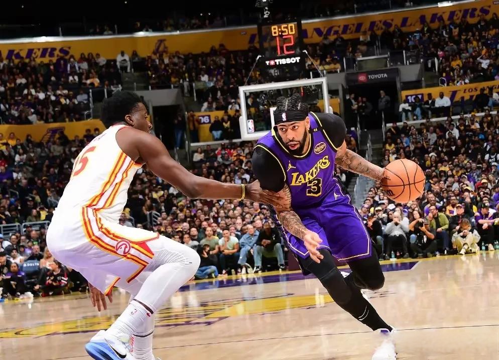 包含詹姆斯关键节点精彩发挥,老鹰带队取胜!的词条 包含詹姆斯关键节点精彩发挥,老鹰带队取胜!的词条